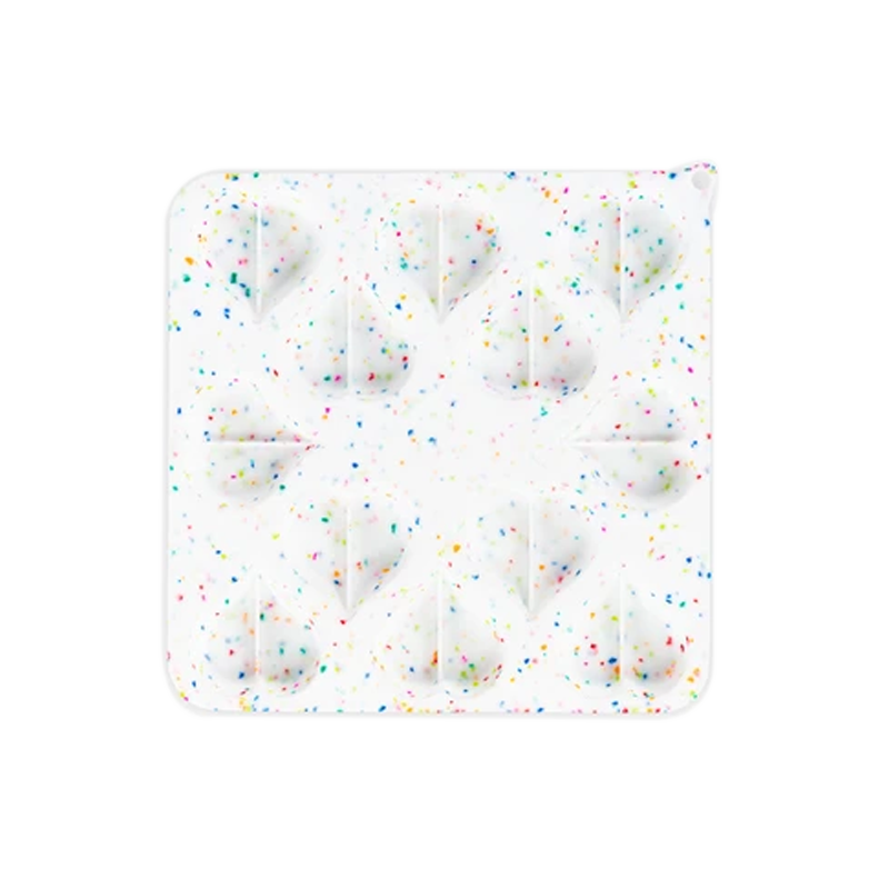Messy Mutts - Silicone Bake & Freeze Treat Making Mold Heart Shaped