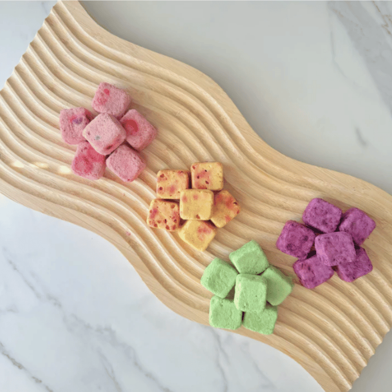 Loopy Paws - Treats - Freeze-Dried - Goat Yogurt Chunks - Veggie Mix & Apple - 30g