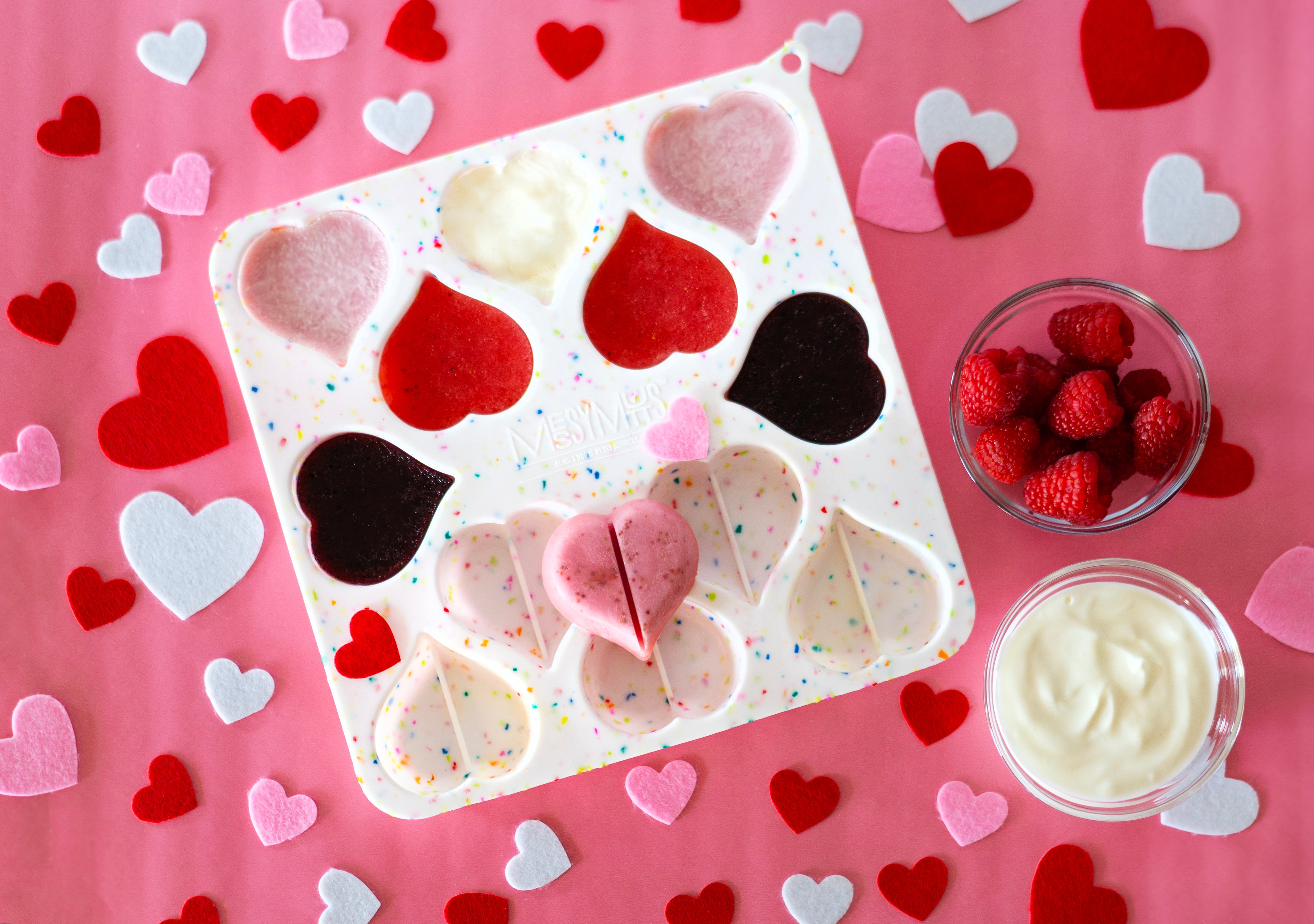 Messy Mutts - Treat Maker - Bake & Freeze - Silicone - Heart