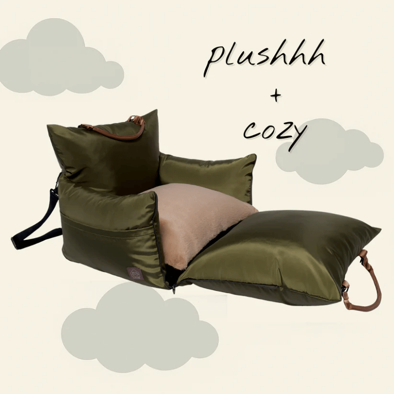 4 Cats & Dogs - Macro Travel Pet Bed